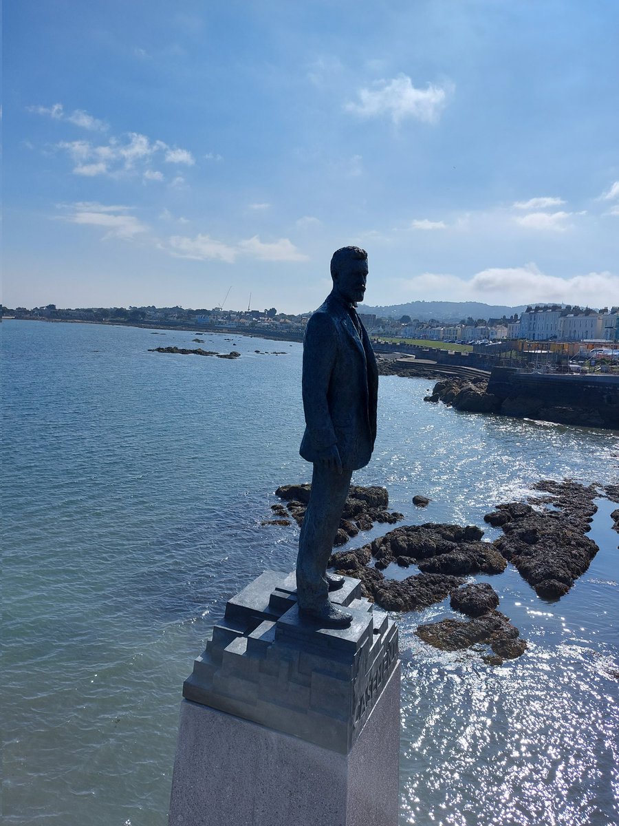 BobHannan2016's tweet photo. The Casement Memorial successfully placed. It is beautiful. Congratulations to Mark Richards !
@dlrcc @ArchitectsDLR @A2Architects https://t.co/II4gysF0uv