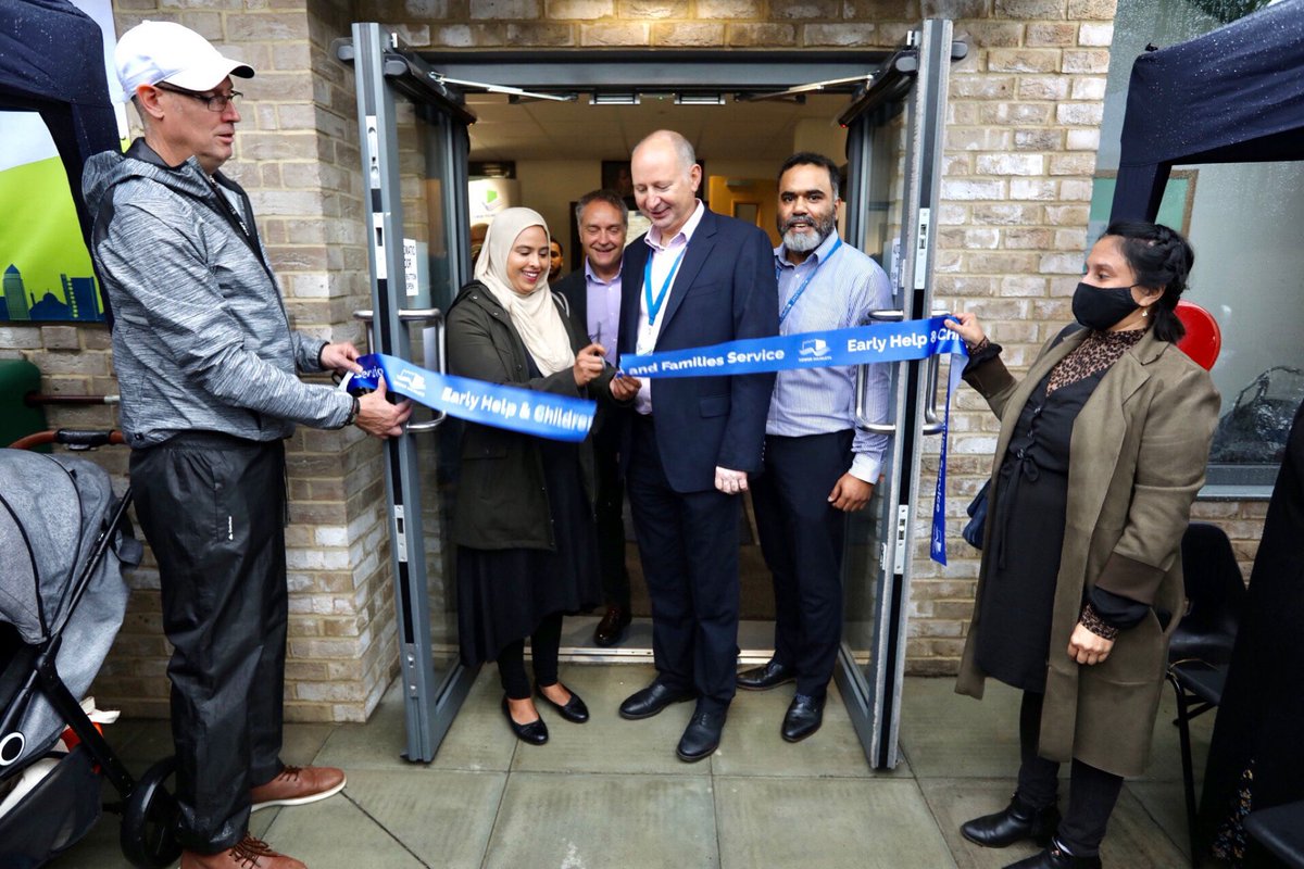 TowerHamletsNow's tweet photo. Brilliant to be joined by local families, @LondonFire and @Cllrasmabegum for the reopening of Chrisp St Children and Family Centre.

Find out more about your local children’s centre: https://t.co/pGzcSjtVR6

#WelcomeBackTH https://t.co/MyMN17SGNg