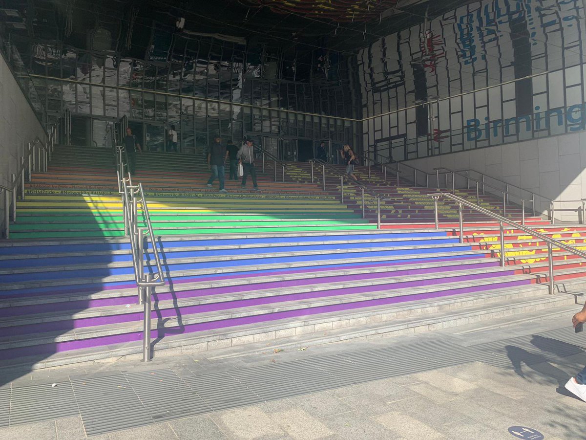 BirminghamPride's tweet photo. BRUM LOOKS BETTER IN RAINBOW! ๐
BIG thanks to @NetworkRailBHM for their display of colour for the build up to this years @BirminghamPride supported by @HSBC_UK https://t.co/LGMIuEbeWO