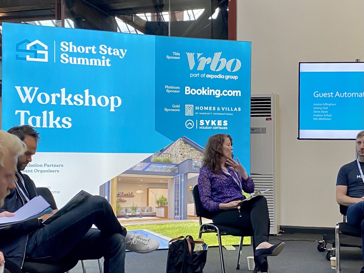 Our Founder & Director @jess_abodepr moderating a workshop on guest automation at the #shortstaysummit with @HeyBreezeway, @OpertoGuestTech, @NoiseAwareDotIO & @MinutHQ