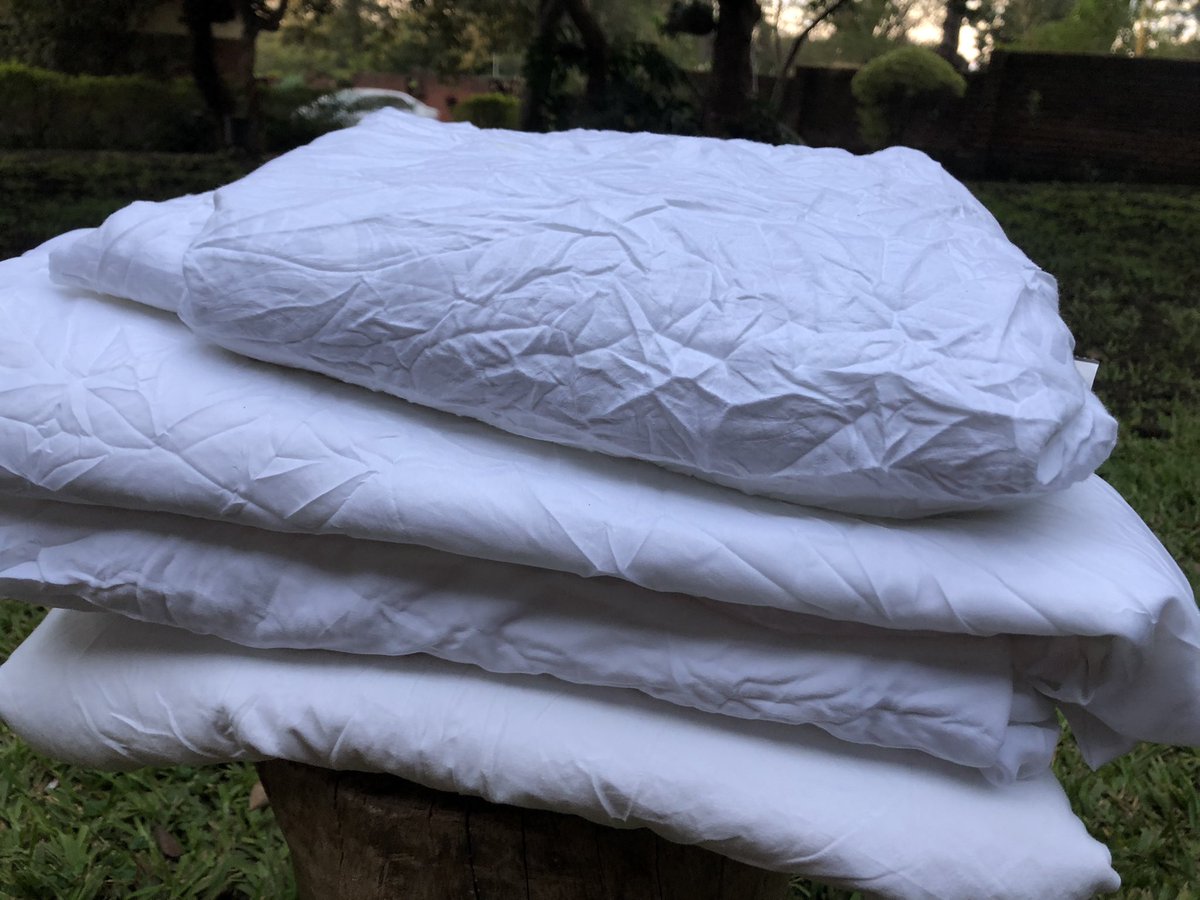 Agigi03's tweet photo. Good quality kaunjika pure white bedsheets for sale :
Available size : 3/4 and queen size
#sale #bedsheets #white 

Dm if interested https://t.co/MzDNyLFZP1
