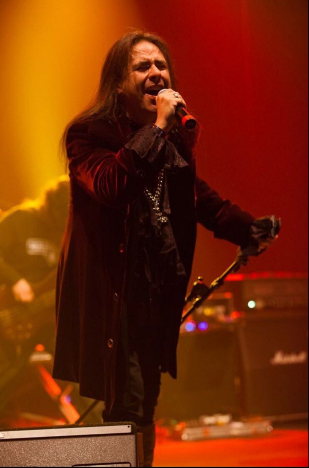 Carry on, there\s a meaning to life.
Happy birthday Andre Matos 