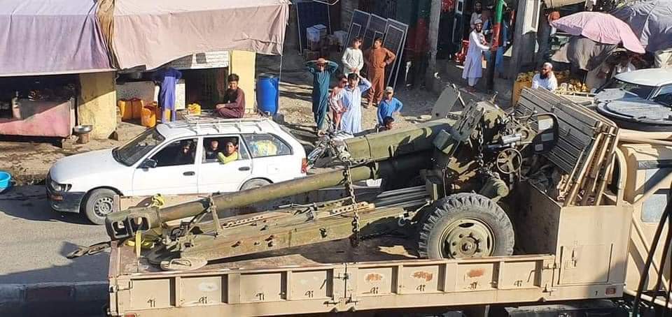 natiqmalikzada's tweet photo. local people from Kunar province claiming that they witnessed a caravan of military cars was transporting huge military equipment from Kunar province towards Pakistan border.
#Afghanistan https://t.co/wx2bt4nU8k