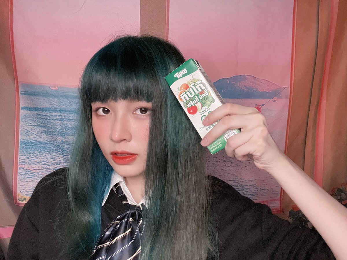 summerhatobito's tweet photo. น้ำผักผลไม้รวมที่อร่อยและสดชื่นต้องยกให้ Tipco Fruity Mix เลย🥦🍇
แถมตอนนี้ยังมีกิจกรรมสุดเจ๋งกับ
“Tipco Fruity Mix เวทีสุดมันส์ ท้าประชันชาว Cover”✨ 
👉🏻 สมัครกันได้แล้วที่ https://t.co/ynvvTGkhHg 
#FruityMixท้าประชันชาวCover #FruityMix #มิกซ์กันมันดี 
#SummerHatoBito #HatoBito https://t.co/UsyWC775eC