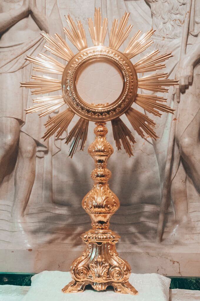 Jesús Sacramentadoﻥ✞ tweet media
