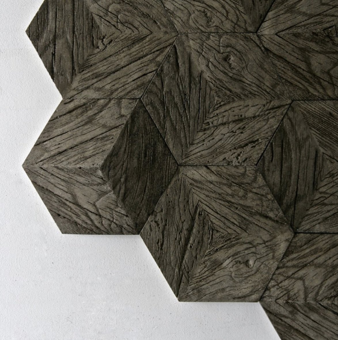 Award winning surface designer @giovannibarbieriartisandesign Hive collection features a pattern comprising of repeated hexagons.

Order your samples at samplelibrary.co.uk