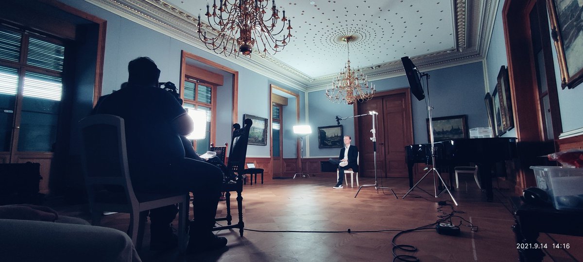 significantpic's tweet photo. Update vom @SupraTix_de Dreh. https://t.co/UK9zG1ubNU