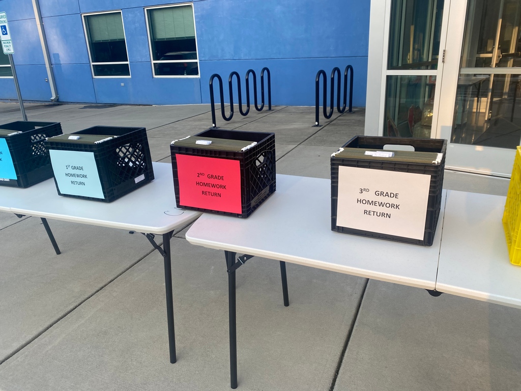 KIPPChange's tweet image. Material distribution for remote learning is happening now in the car line lot. Check out the schedule to find out when to pick up your materials.

K-2nd (8:00am-12:00pm)
3rd-4th (1:00pm-4:00pm)
After hours pick up (4:00pm-6:00pm)