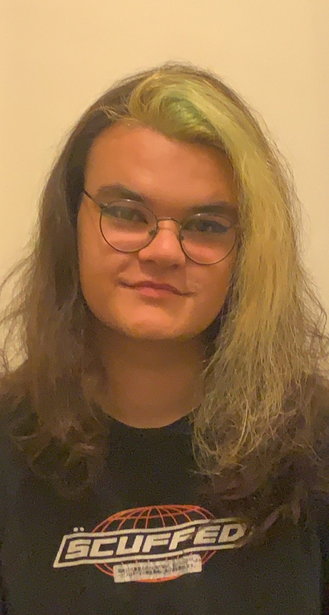 Proud mum moment, proud of this one starting at <a href="/RADA_London/">RADA (Royal Academy of Dramatic Art)</a> today on the Technical Theatre and Stage Management course. Have an amazing time! 🎭