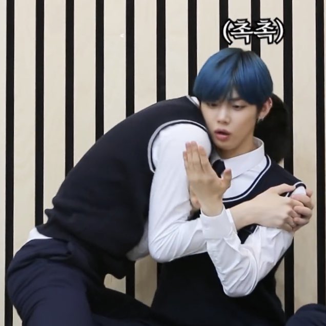 yeonbinsource's tweet photo. :o https://t.co/r2Q7CWTqTr