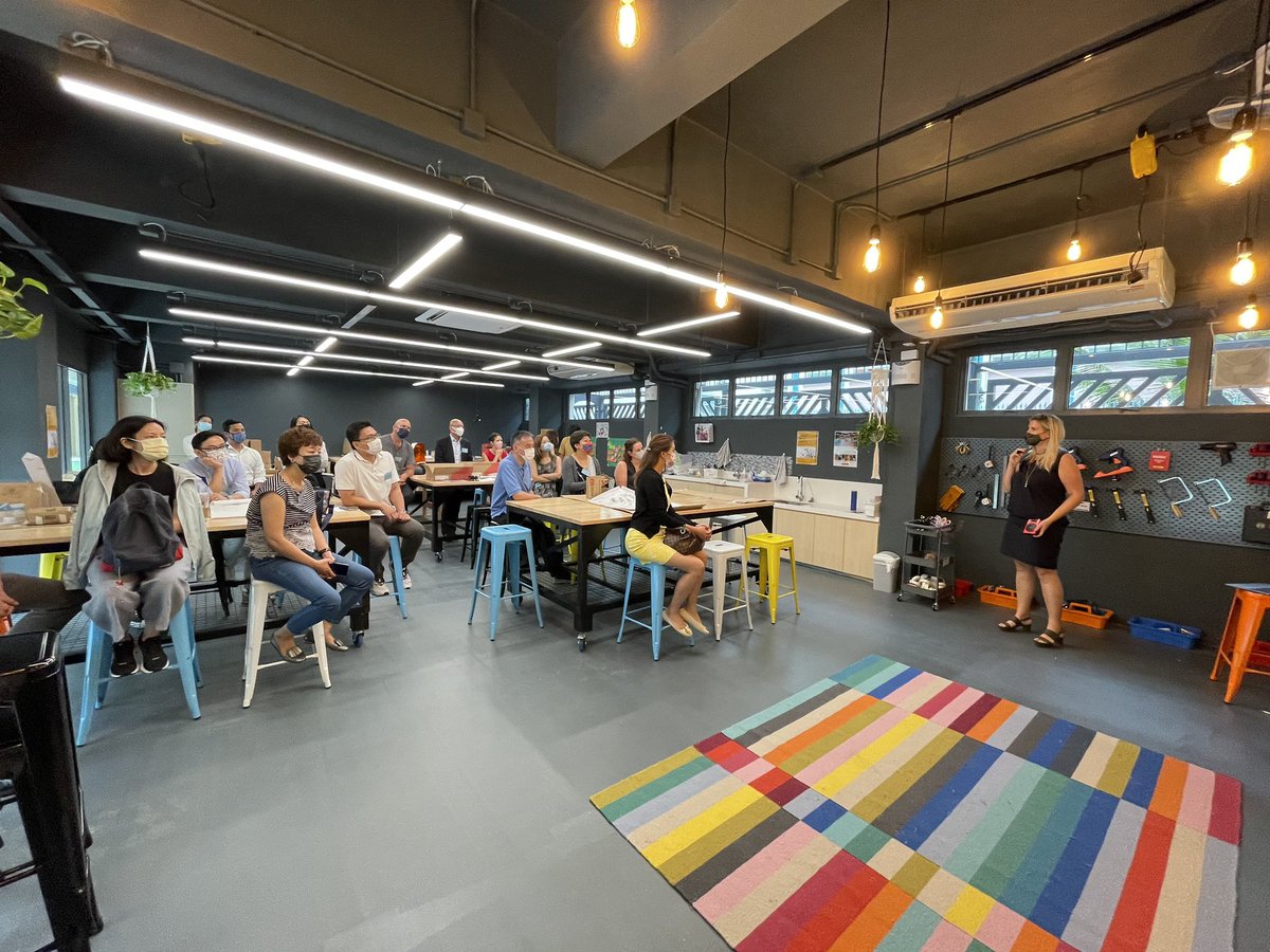 alytree's tweet image. Wow we are OPEN!! Bloom innovation school in Hong Kong WATCH THIS SPACE! #futurewisekids @Makerspaces_com @DMakerspaceEDU @MAKERSPACEMAG @betamiller #makered @MakerEdOrg