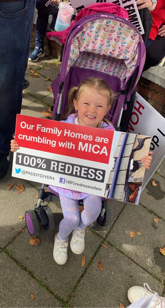 laura09143143's tweet photo. We need 100% redress no less.  #micaredress #100percentredress  #defectiveblocks https://t.co/R6UVjQPGrZ