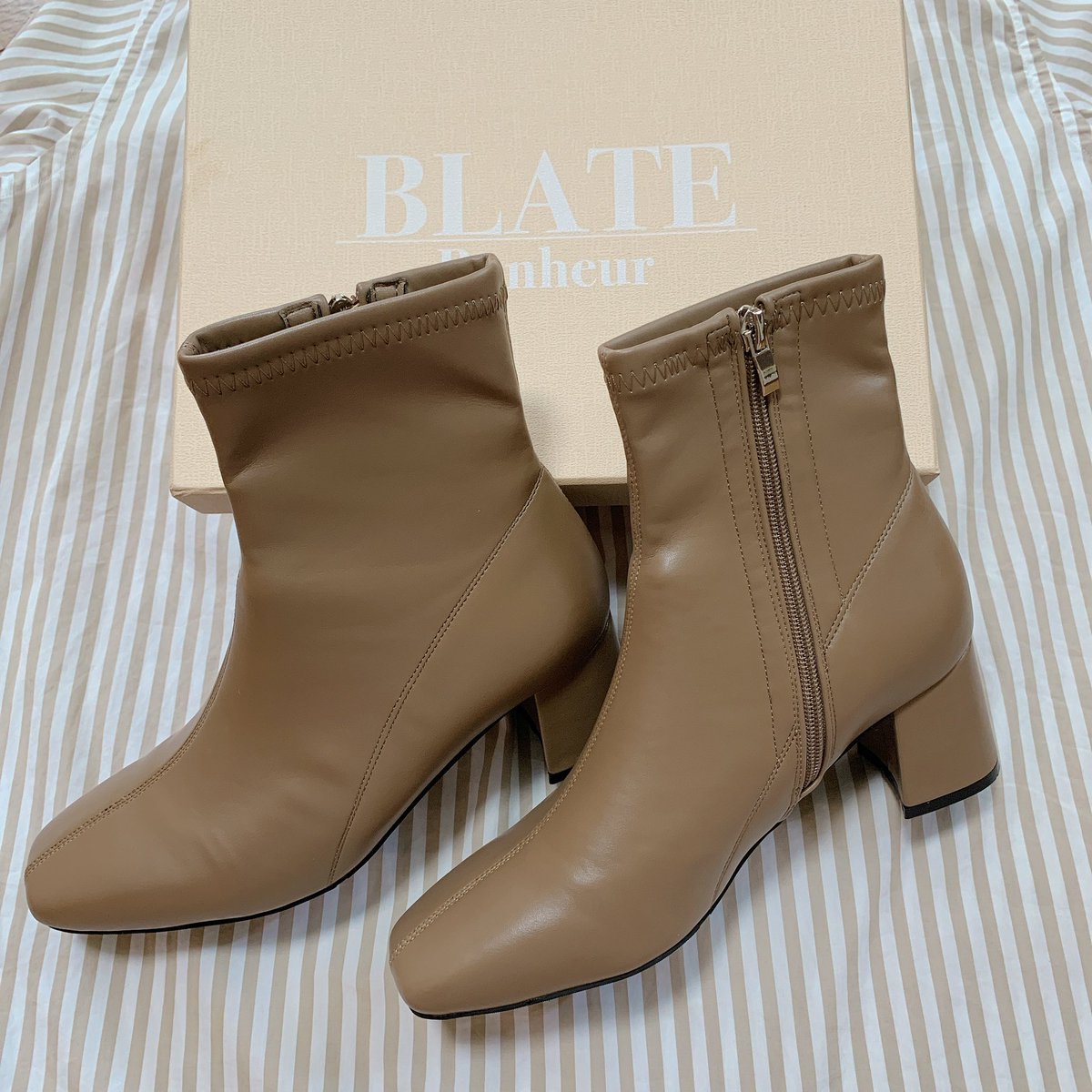 megu_abelia's tweet photo. ブーツ購入👢
今回はニュアンスカラー✨
6センチヒールで身長175に…🤣
でも、そこは気にしない🤣
昔はヒール��く履けなかったな😂💦 https://t.co/9gBeMiQSgq