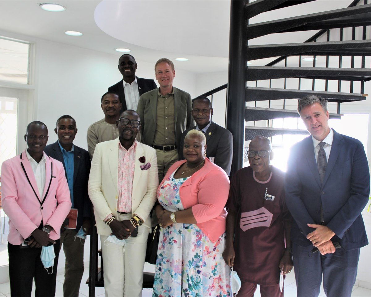 Good discussion with 🇱🇷 INCHR. <a href="/SwedeninLiberia/">Embassy of Sweden in Liberia</a>  looks forward to future engagements together as we continue the important work promoting and protecting universal enjoyment of human rights and the rule of law. 
#DriveforDemocracy #FeministForeignPolicy #SwedeninLiberia