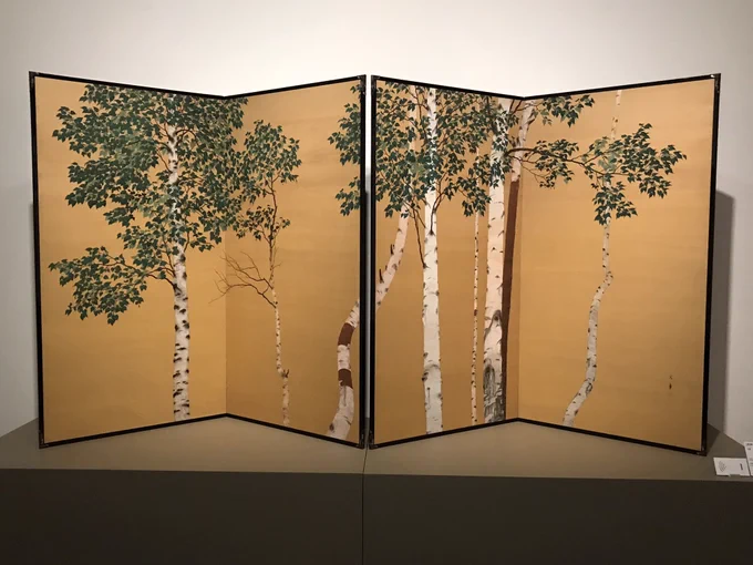 でもいちばん心奪われたのは、常設展にあった山下清華の屏風「白樺」でありました。しばらく立ちすくんでおりましたよ。 