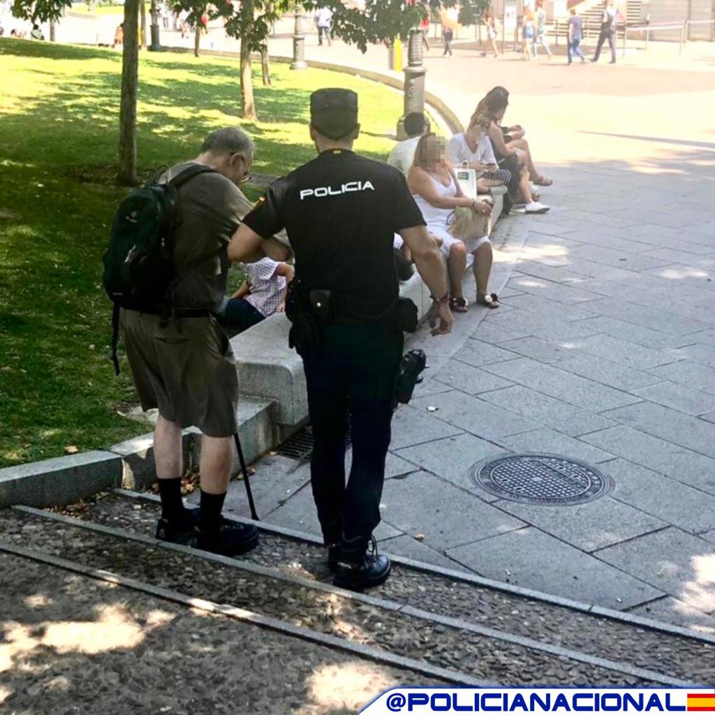 Aunque no nos recuerden, no los dejaremos en el camino 

Cuidemos de nuestros mayores 👵👴

#DíaMundialDelAlzheimer