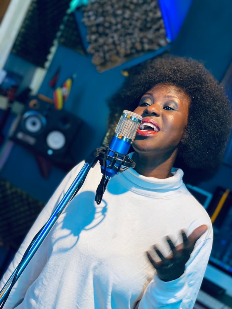 Food for the eye of the Week
It's #Gweasigaddewo by <a href="/AndreaPresson3/">#PraiseInTheCity</a>
youtu.be/RgbIWe6LEGY
#VideoOftheWeek
#VETNetwork

    "who do I have left only Jesus"