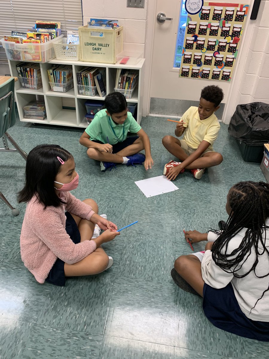 jewiebaum's tweet photo. Connect for success- making a class mission statement @blackbearsroar https://t.co/3bCHBP5a55