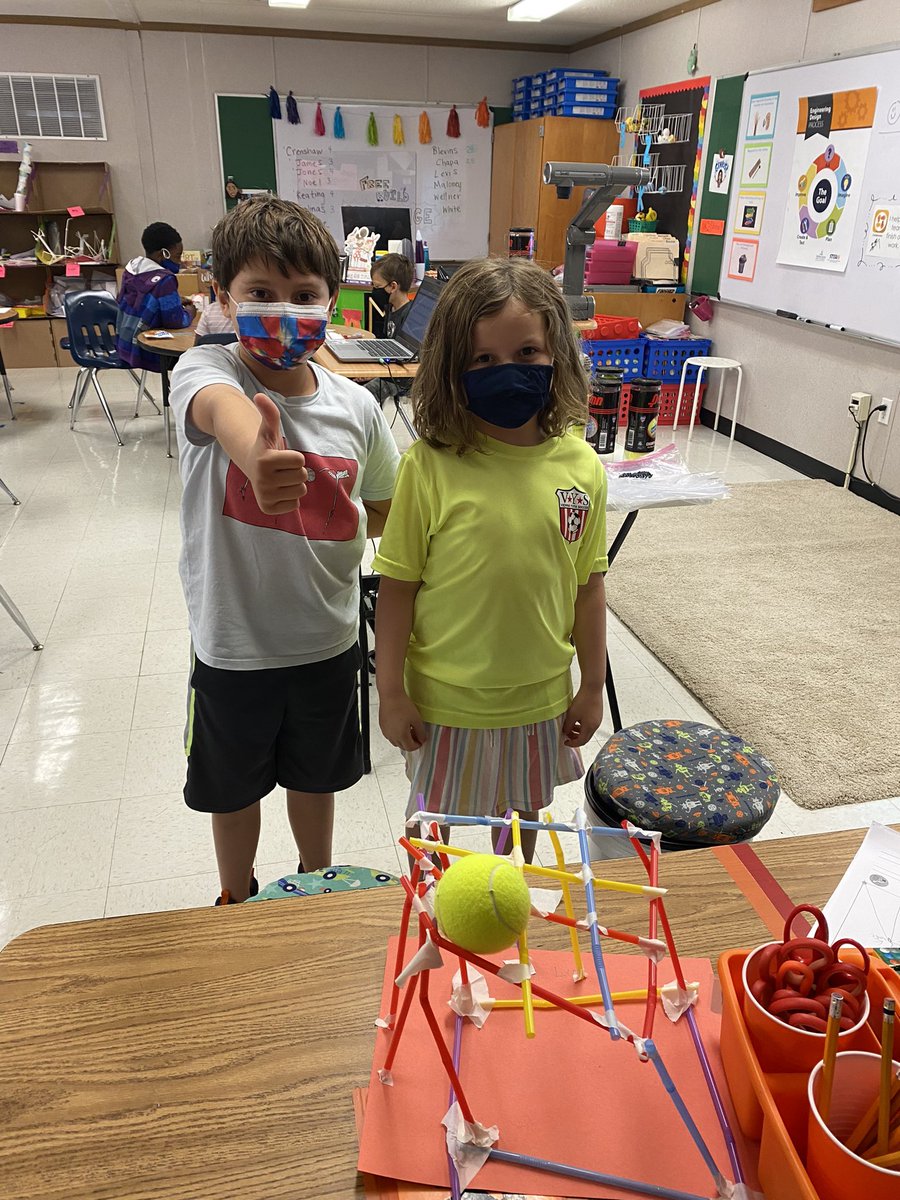 MosaicES_STEAM's tweet image. What do you do when your tennis ball tower is successful? You “shake your booty with joy!” (according to one third grader). Love these joyful victories! #STEMed #iteachsteam @FCPSSTEAM @MES_MrsJildeh