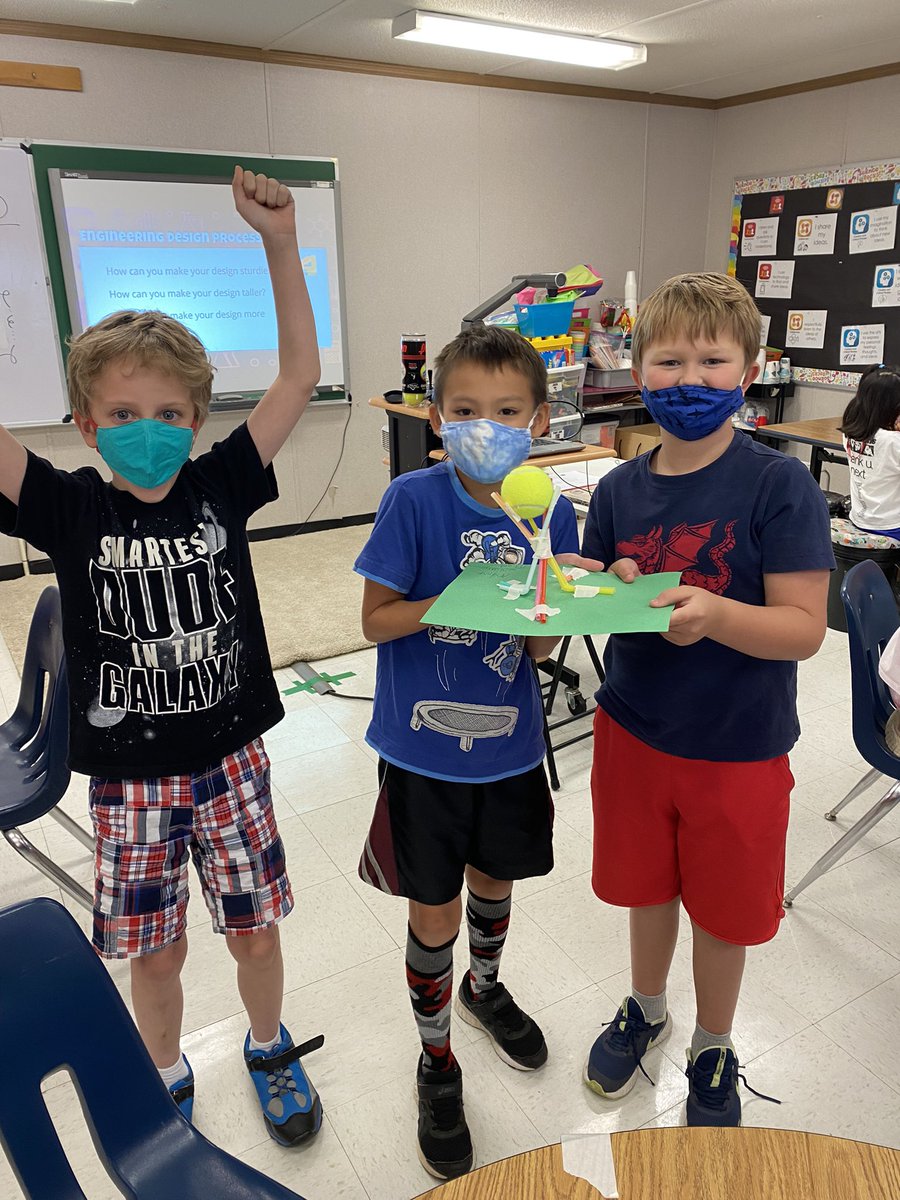 MosaicES_STEAM's tweet image. What do you do when your tennis ball tower is successful? You “shake your booty with joy!” (according to one third grader). Love these joyful victories! #STEMed #iteachsteam @FCPSSTEAM @MES_MrsJildeh