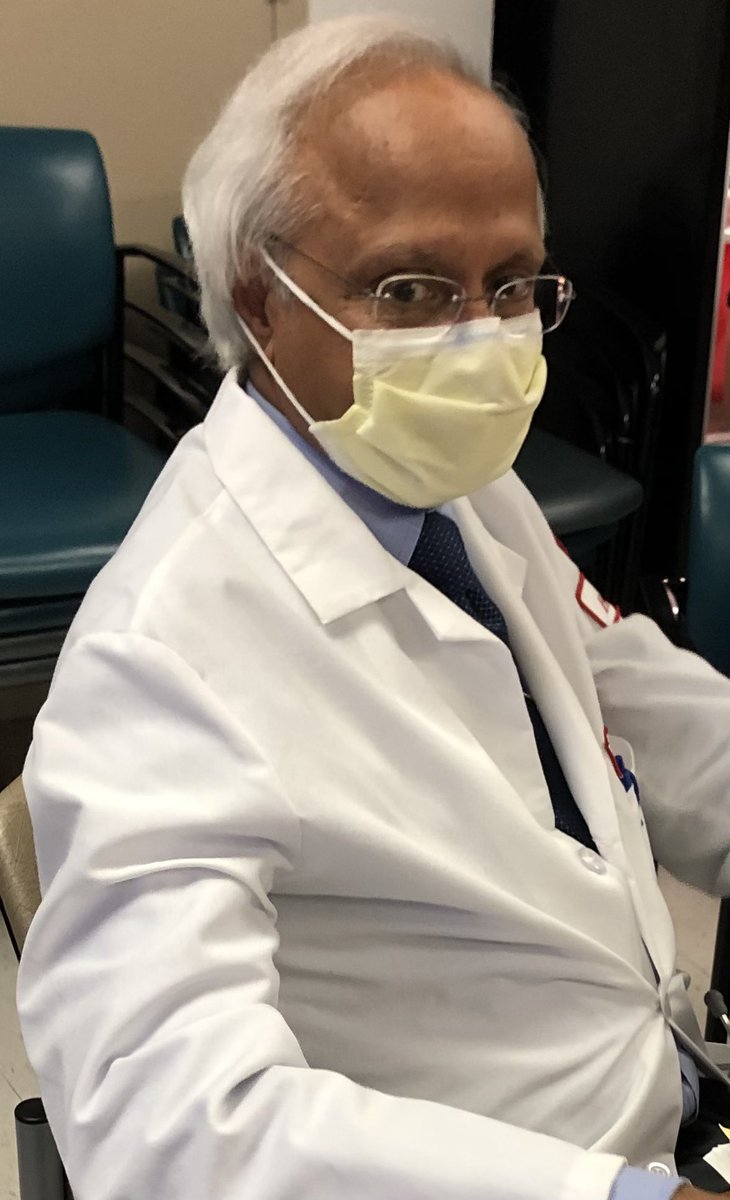 TempleHeme's tweet photo. We’re back to learning in person this semester! Masked of course. HITT and VITT lecture by Dr. Rao. #HITT #VITT https://t.co/fQpW7vL35W