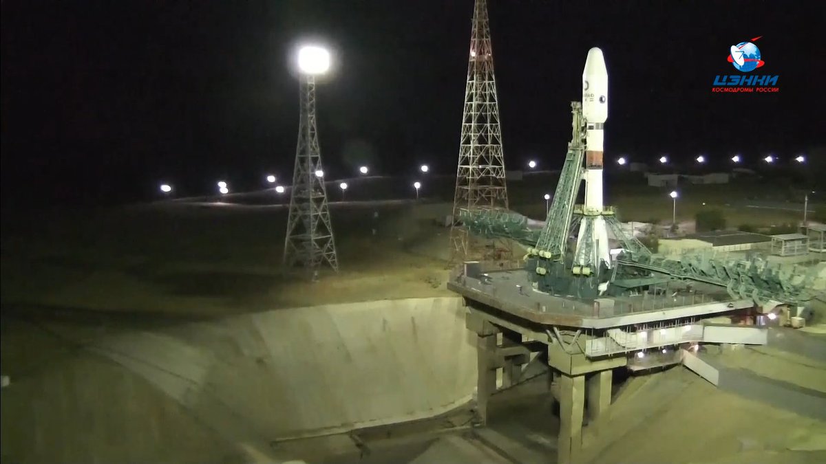 Roscosmos360's tweet photo. #OneWeb10: T-10 minutes until launch. In around 4 minutes the "key-to-launch" command will happen.
Watch live: https://t.co/K7MSBWZDfr https://t.co/7fn2xTDzi1