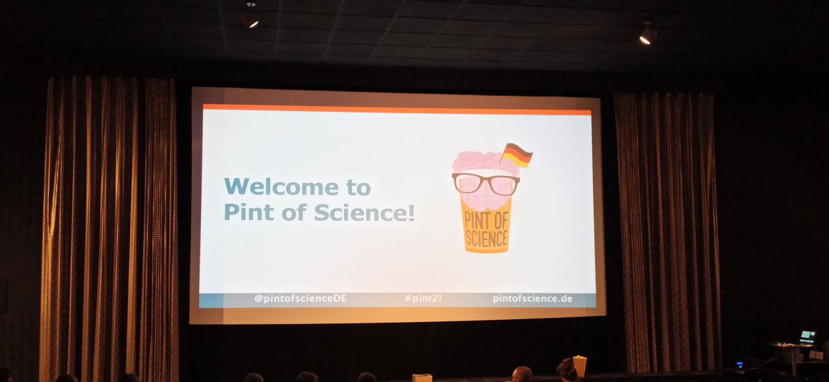 AndreanNadia's tweet image. First Time back to cinema for #pintofscienceDE #pint21