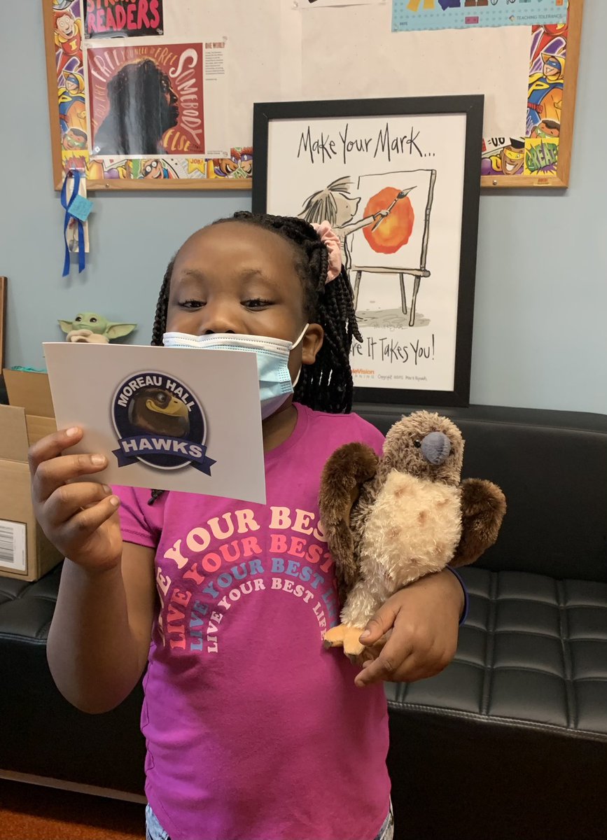 SixTenPrincipal's tweet photo. Grace and I called her mom today to let her know Grace has such a kind heart and gentle soul. She comforted her sad KinderHawk classmate and for that she gets the #GoodNewsCallOfTheDay! 😊👍🏻❤️ #MHHawkPride #WeDigKindness #WeDigEPS @CerundoloMrs @freddi_faye @mrskarilawsonPT https://t.co/uAEZ0MnByP