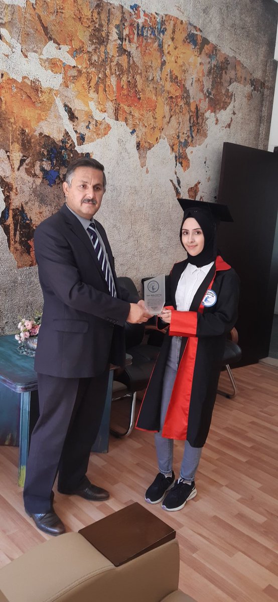 Meram_Ataturk's tweet photo. 2020-2021 eğitim öğretim yılı Anadolu Teknik Programı  okul birincimiz Melike KARATAŞ ’ı tebrik ediyoruz. https://t.co/aNhNJqN6Fh
