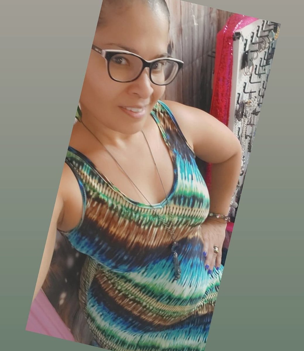 JacquiO69's tweet photo. #AccessorizeDAILY @JacquiO69 #feedyourfivedollarhabit #jewelry #blingempire https://t.co/WyXf4VtfoG