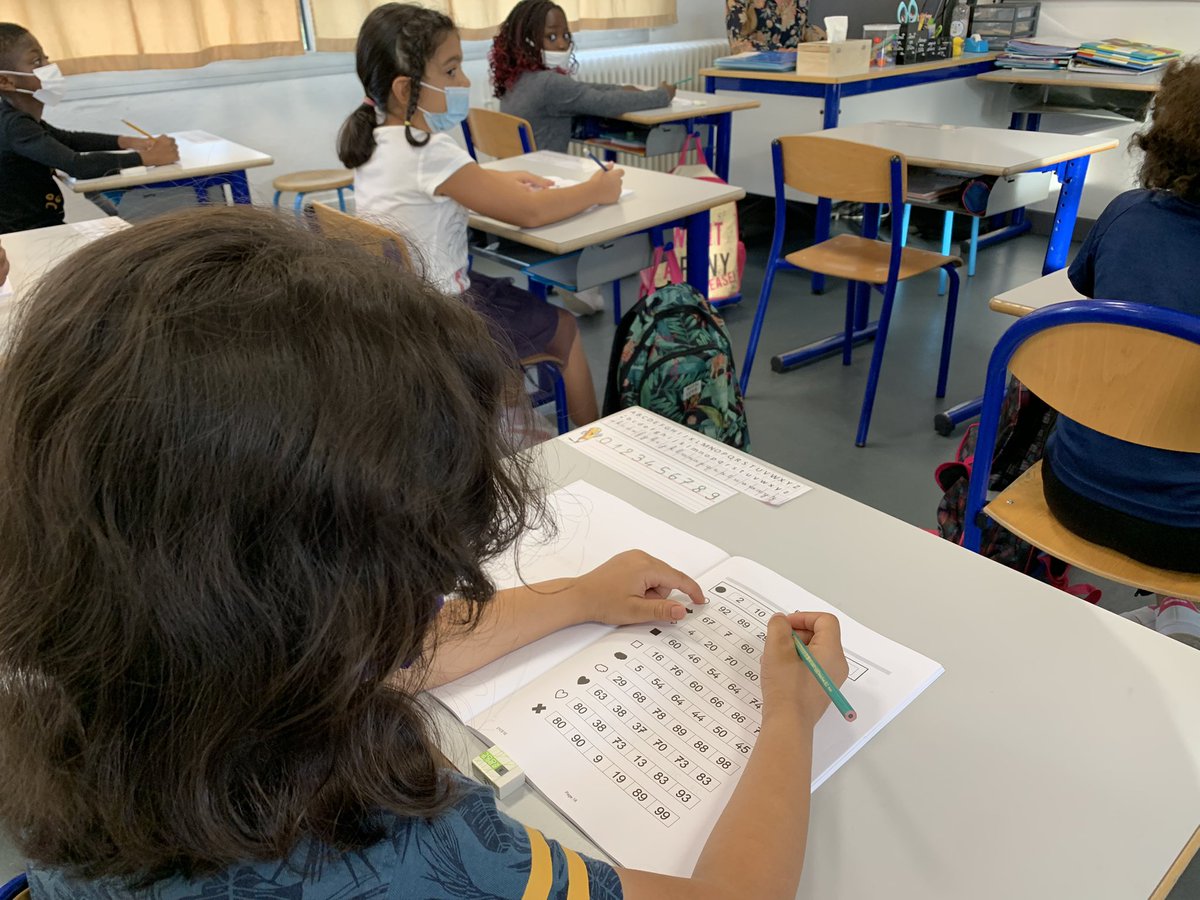 HuartJean's tweet photo. #Evaluations
Merci aux professeurs de l’école Beauregard de Nancy 
L’exploitation des évaluations 2020 a permis
- d’engager un travail important sur la résolution de problèmes en mathématiques
- de travailler la fluence de lecture suite aux évaluations de 6eme! 
@jmblanquer https://t.co/qyMwooCvA9