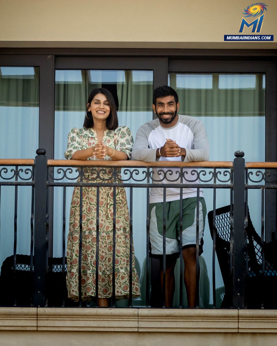 mipaltan's tweet photo. Counting down quarantine days with a 😃🅢🅜🅘🅛🅔😃

#OneFamily #MumbaiIndians #IPL2021 @SanjanaGanesan @Jaspritbumrah93 https://t.co/BX32ix495U