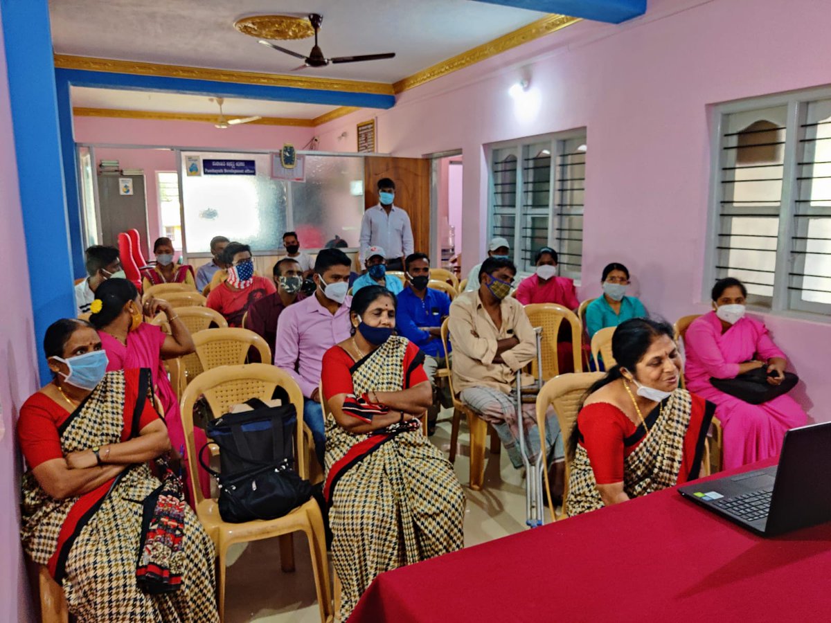 GPGuddehosur's tweet photo. ಗ್ರಾಮೀಣಾಭಿವೃದ್ಧಿ ಮತ್ತು ಪಂಚಾಯತ್ ರಾಜ್ ಇಲಾಖೆ ವತಿಯಿಂದ ಮುಳ್ಳುಸೋಗೆ ಗ್ರಾಮ ಪಂಚಾಯಿತಿ ಗ್ರಾಮ ಮಟ್ಟದ ಕಾರ್ಯಪಡೆಯ ಜೊತೆ ಕೋವಿಡ್ ನಿಯಂತ್ರಣ ಕುರಿತು ವಿಡಿಯೋ ಸಂವಾದ
@ZP_Kodagu @DCKodagu @readingkafka @gokRDPR #IndiaFightsCorona #COVID #rdpr #localgovernance #villagetaskforce #kodagu #coorg https://t.co/qeZHAjWoRN