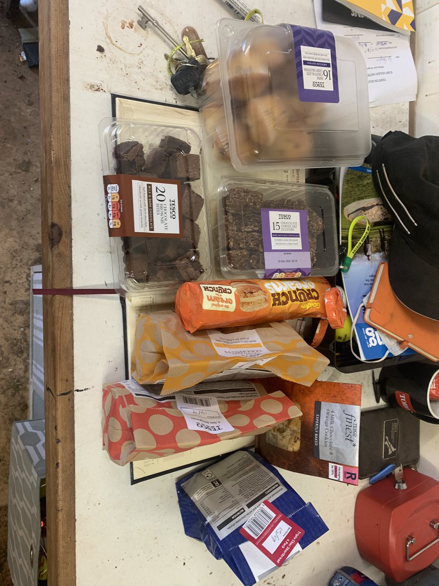 #ThankaGreenkeeperday and our club chairman <a href="/AndyPryce1/">Andy Pryce</a> pops in with some cakes for the lads. On a personal note, I want to thank my team for continually developing the course and raising standards each year <a href="/joepike90/">Joe Pike</a> <a href="/k1__kev/">Kev</a> <a href="/Bailey36090488/">Bailey</a> <a href="/JoeBaker99/">Joe Baker</a> Colin #teamtiv