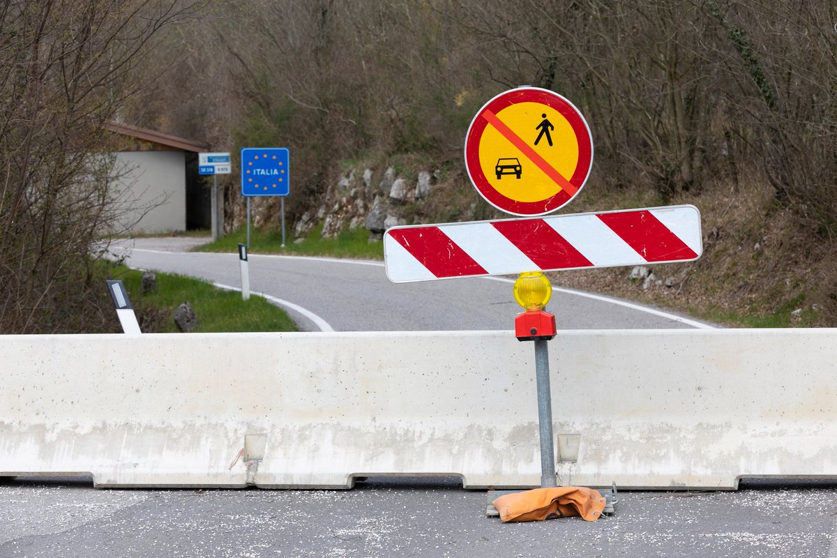 The #EU recently agreed on an unprecedented fiscal package to aid Europe’s recovery from #COVID19. <a href="/ricardo_hausman/">Ricardo Hausmann</a> <a href="/miguelsantos12/">Miguel Angel Santos</a> <a href="/GiaconRenato/">Renato Giacon</a> <a href="/CMacchiarelli/">Corrado Macchiarelli</a> use #EconomicComplexity theories to evaluate EU member state's recovery &amp; resilience plans. growthlab.cid.harvard.edu/publications/e…