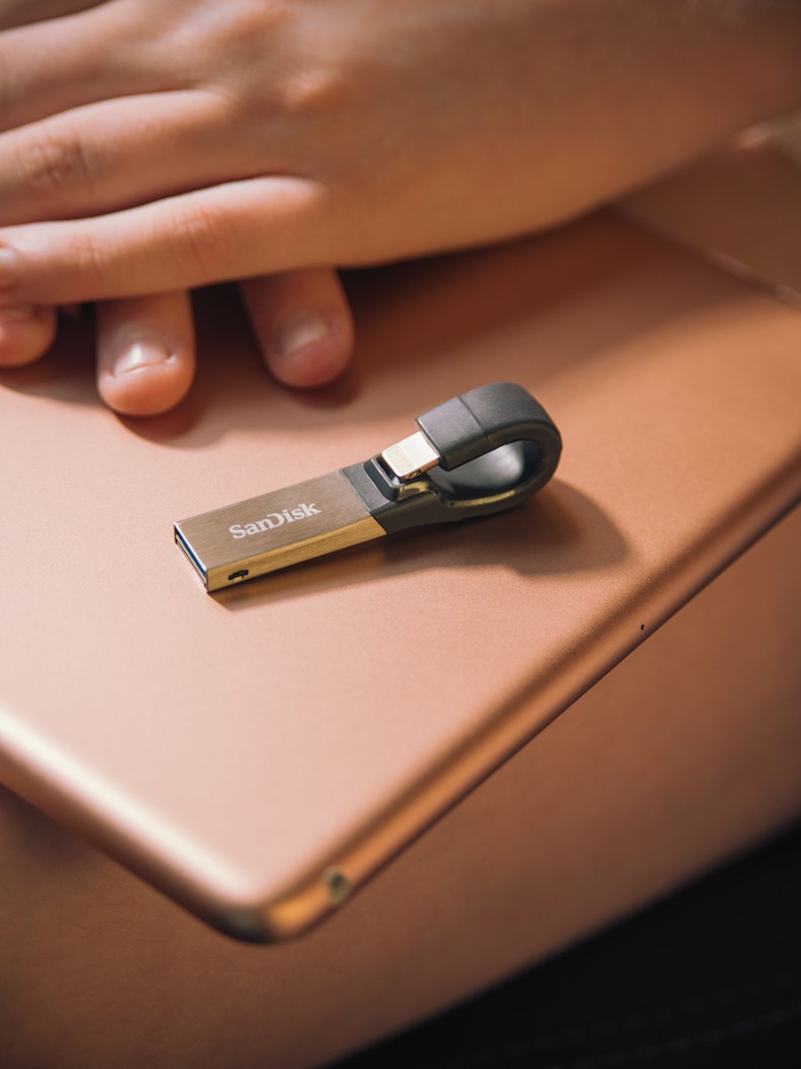 westerndigital's tweet image. A drive as versatile as it is flexible. #iXpand #BeautifulData