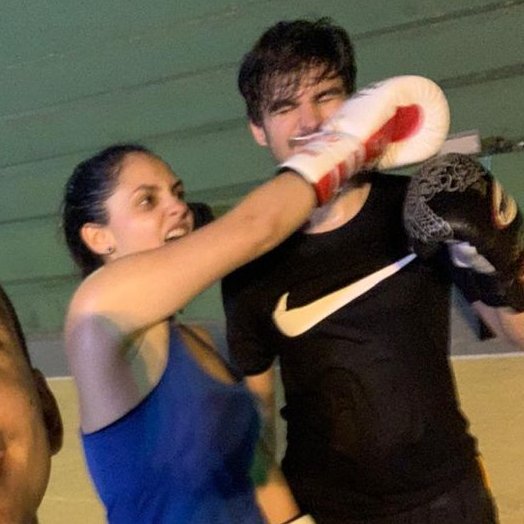 rubsbenzecry's tweet photo. Feliz aniversário @falajotaemi te amo! #JM30
Foto bonita na outra rede social, mas aqui as que representam a nossa verdadeira persona https://t.co/D8SAdtfVmJ