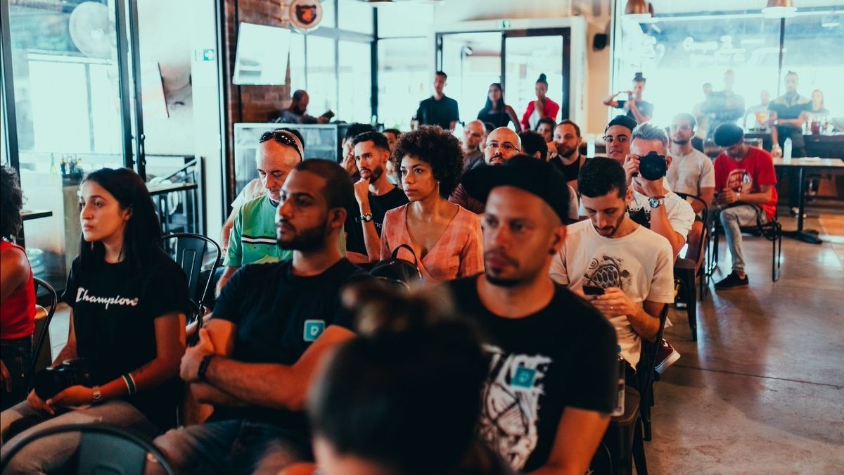 [BLOG] How to effectively use corporate live video streaming in your organization (virtual events)

[BLOG] Comment réussir votre streaming d’entreprise (production et diffusion d’évènements virtuels)

buff.ly/393k12E

#streaming #corporateevent #video #livestreaming