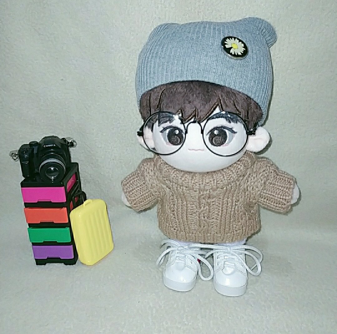 Ina_Serenity's tweet photo. 🌼Introduction 🌼
Name : Kim Chokie
Date of Arrival : September 14, 2021
Type of doll : Choco Seoki
Height : 20 cm 
Appa : Kim Wooseok
Buna : @Ina_Serenity
Midwife : @112_chouchou

👶🏻Annyeong, I'm Choki !! 👋🏻 https://t.co/HjNASfbBC7