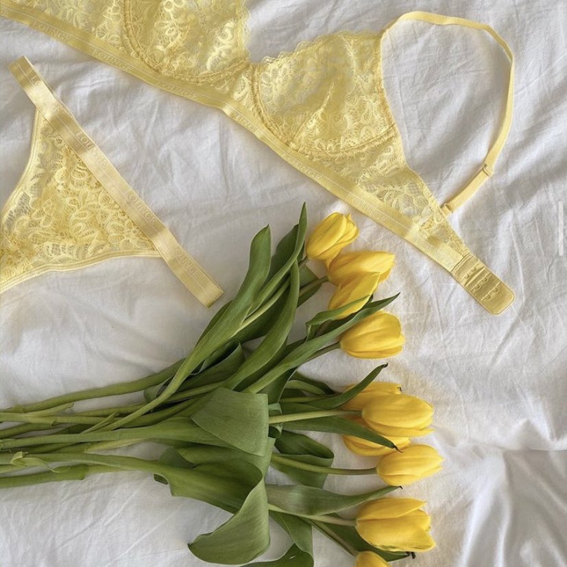 Amanda 🤍 (@lamourprada) on Twitter photo 