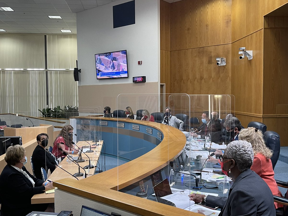 pbcloc's tweet photo. The Palm Beach Co Board of County Commissioners is meeting at the Governmental Center where they are getting a Covid update from PBC Emergency Management Dir Mary Blakeney and PBC’s State Health Dir who are showing a 72% vaccination rate and a slow decrease in the spread of Covid https://t.co/dib4fCXH6l