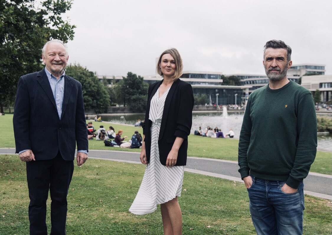 UCD Arts&Humanities (@humanitiesucd) on Twitter photo ⭐️⭐️⭐️Delighted to welcome a trio of renowned artists to <a href="/ucddublin/">University College Dublin</a>
🎵Dónal Lunny as Musician-in-Residence
🎭Jennifer Jennings @thisispopbaby as Artistic
Director-in-Residence
📺<a href="/markohalloran/">mark ohalloran</a> as Screenwriter-in-Residence
➡️ucd.ie/artshumanities…
#CreativeFuturesAcademy ⭐️⭐️⭐️Delighted to welcome a trio of renowned artists to <a href="/ucddublin/">University College Dublin</a>
🎵Dónal Lunny as Musician-in-Residence
🎭Jennifer Jennings @thisispopbaby as Artistic
Director-in-Residence
📺<a href="/markohalloran/">mark ohalloran</a> as Screenwriter-in-Residence
➡️ucd.ie/artshumanities…
#CreativeFuturesAcademy