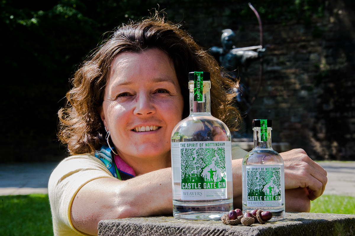 Mary Trease will be in the shop chatting
about her Castle Gate Collection of spirits this
afternoon between 4pm and 6pm. Feel free to drop in
and find out more if you're passing and can brave the
rain!#gin #castlegate #ginoclock