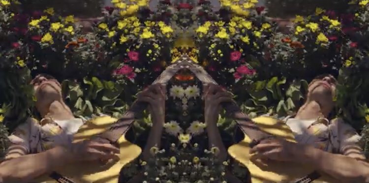 <a href="/EspumasyT/">Espumas y Terciopelo</a> canta a la vida en todas sus formas con #DanzasEnElMar 

👉 instagram.com/p/CTzjp4gLumr/…