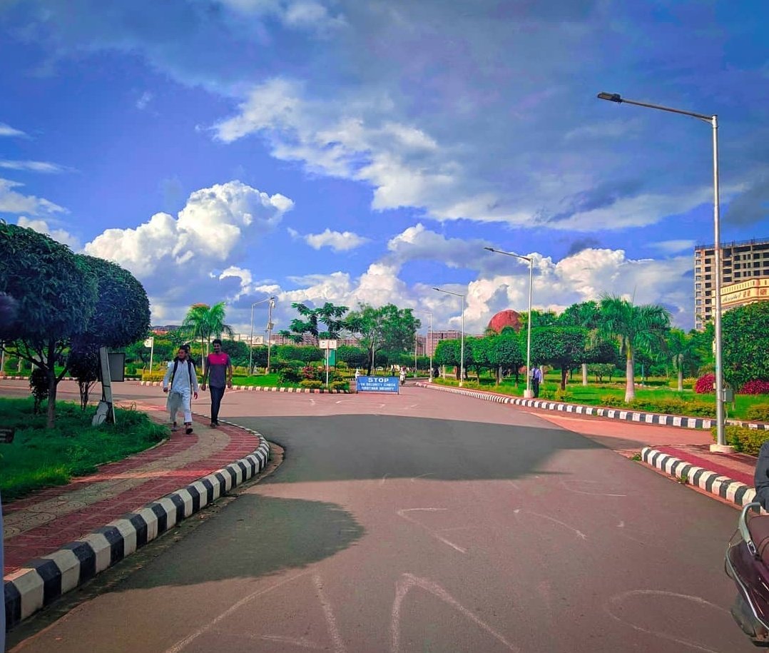SabnawazAhmad's tweet photo. Students are the future of the country, By closing the Campuses, the future of the students themselves is at stake
#ReOpenJamia #ReOpenMANUU
#ReOpenAMU
#ReOpenCampuses https://t.co/CdDhxLrdk3