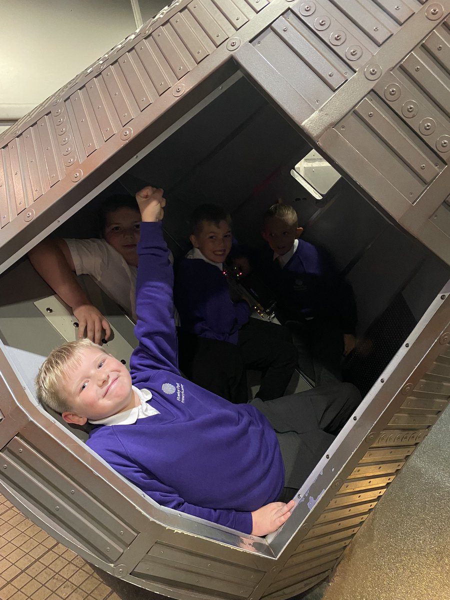 MissRDodd's tweet photo. A few photographs from the @spacecentre 🌎 We thoroughly enjoyed the planetarium! @RowParkAcademy https://t.co/rYoHFHSDRE