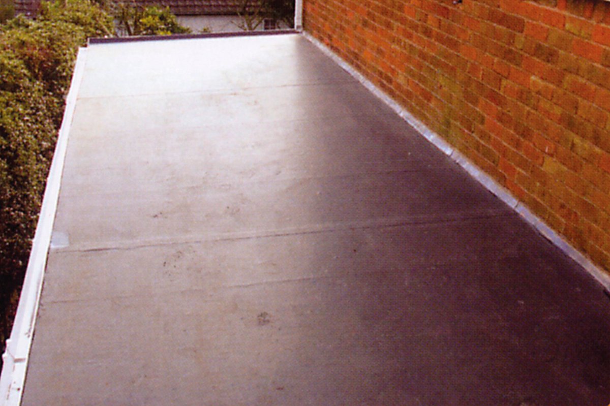 ayrshirewindows's tweet image. Is there a troublesome flat roof on your garage or porch that just keeps needing repair after repair?

We offer a flat roof solution that&apos;s virtually maintenance free with a life expectancy of up to 50 years - interested?
 
Call 01294 311078

#FlatRoof #RoofProblems #WinterReady