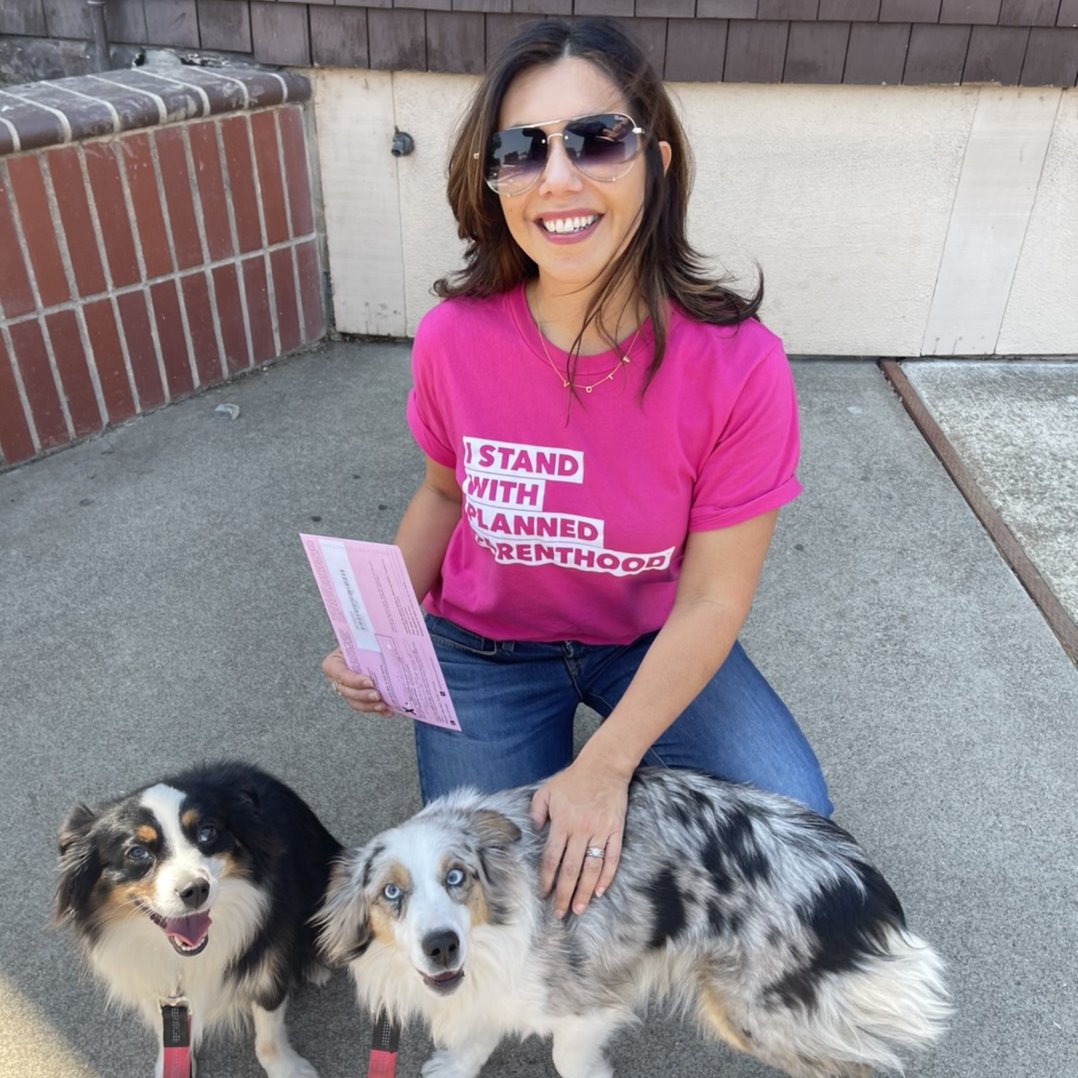 jodihicks's tweet photo. Californians, today is the day!

Take 2 minutes and VOTE NO on Question 1.

Sexual &amp; reproductive health care is on the ballot
Access to abortion is on the ballot
Sex education is on the ballot
Birth control is on the ballot

Stand with Planned Parenthood!
#PinkOutTheVote #voteNO https://t.co/RaVl6V7tG1