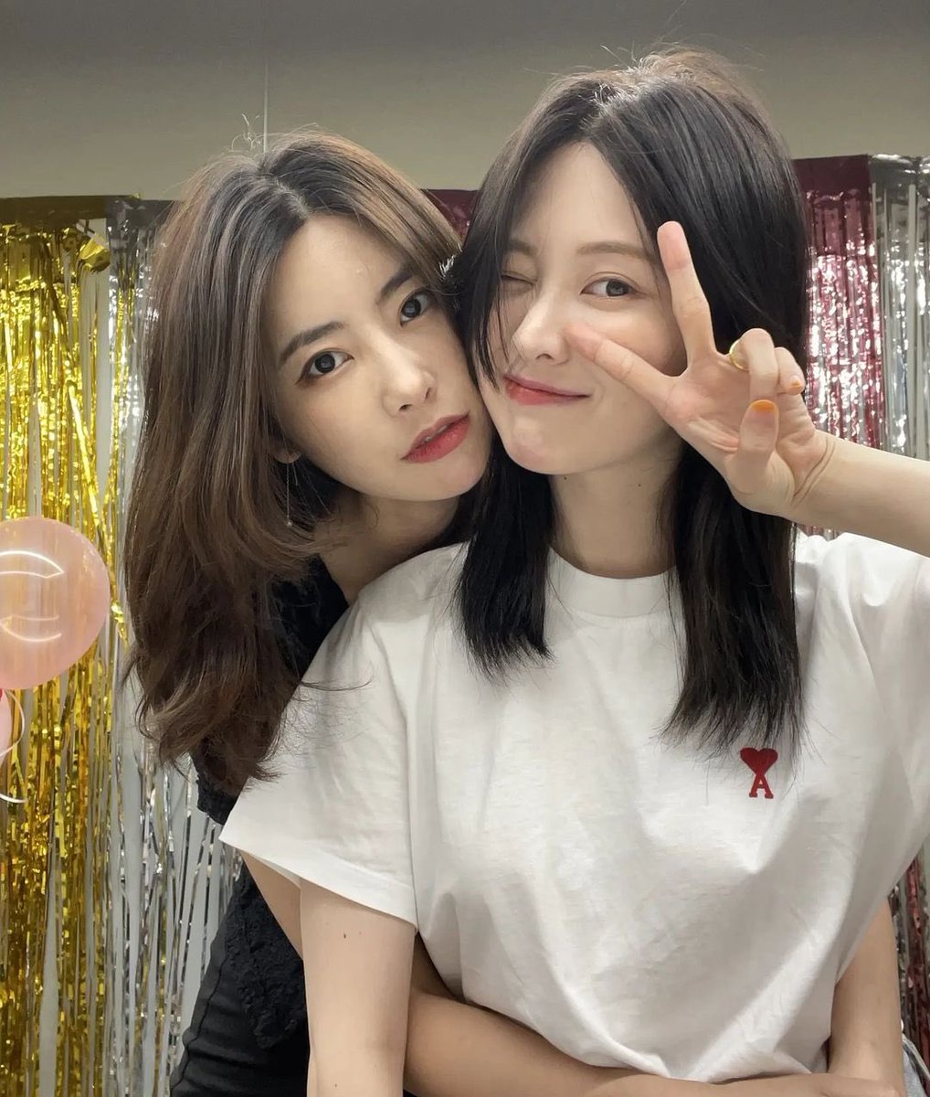 [🎂]
⠀
DIA 6th ANNIVERSARY💕

No way 😭 

#다이아 #DIA #AID
#DIA_6th_Anniversary