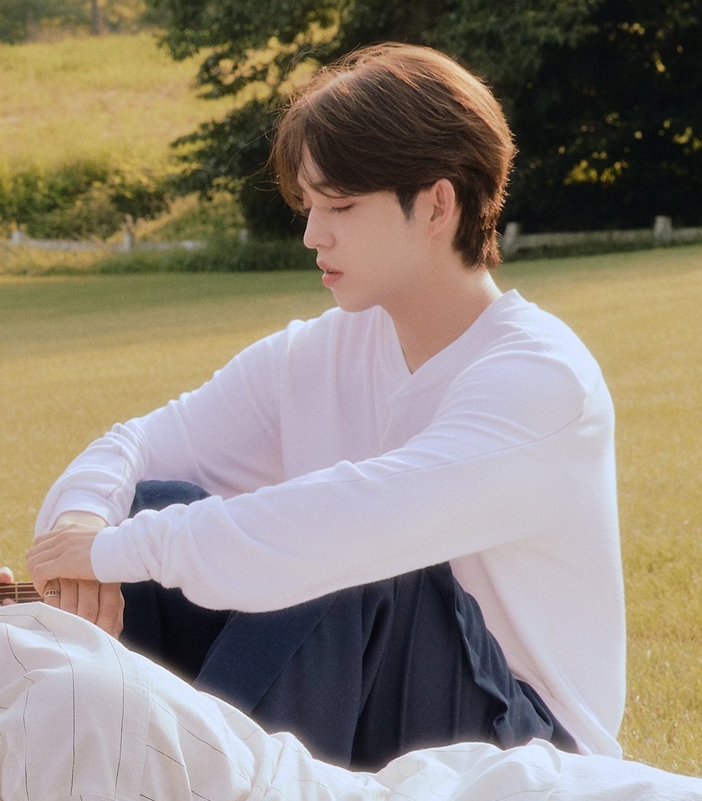 AZALEA950808's tweet photo. 뭐야뭐야뭐야뭐야😭😭😭😭😭😭😭😭😭😭 https://t.co/4BnFbc0y4s